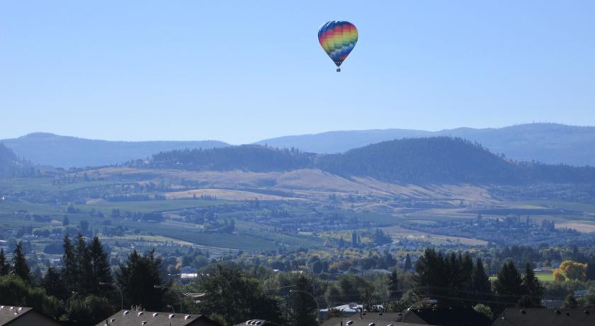 Winedownhere - Lic. 75806 Келоуна Номер фото